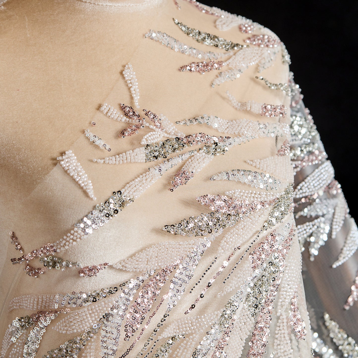 FT25-123-White embroidered fabric with leaves