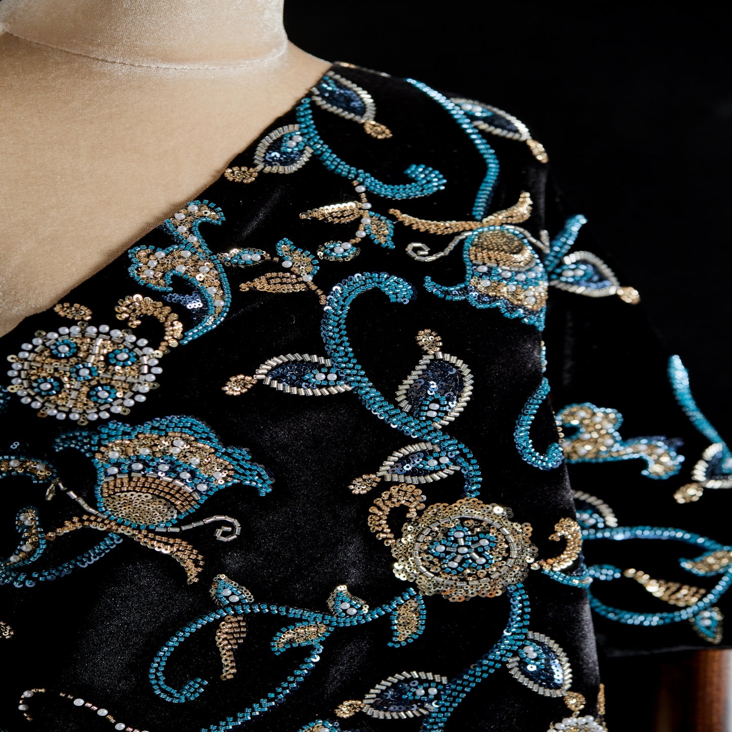 FT25-297-Dark blue embroidered fabric