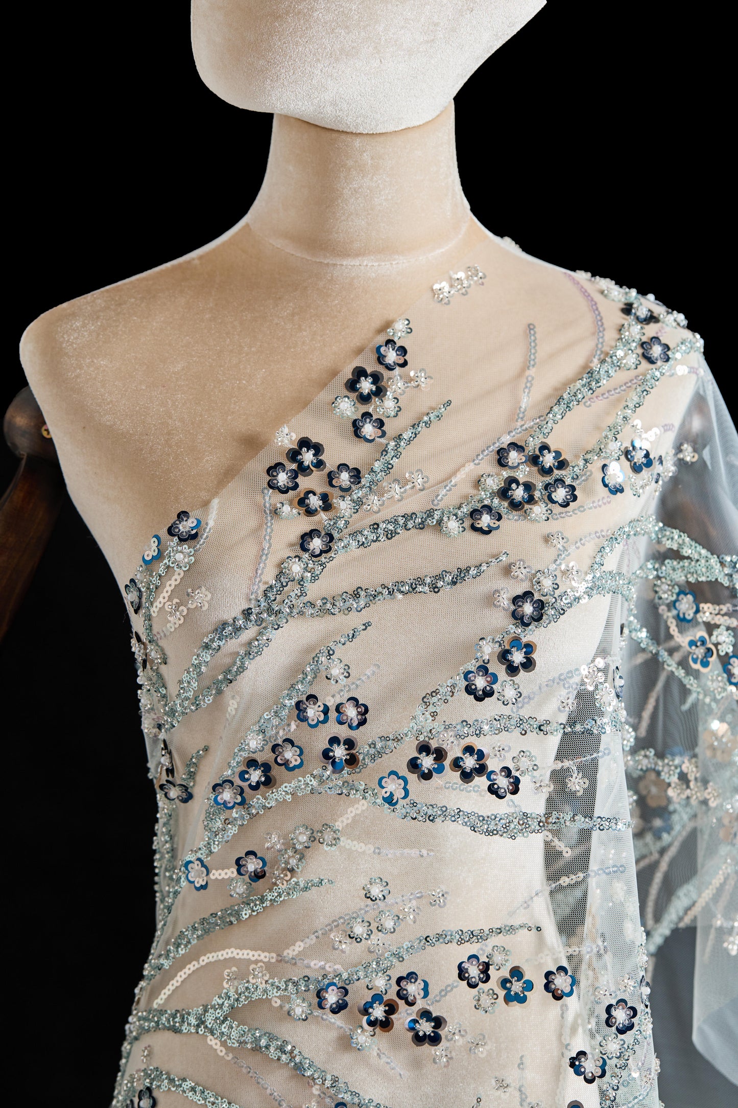 FT25-233T-Colorful embroidered fabric