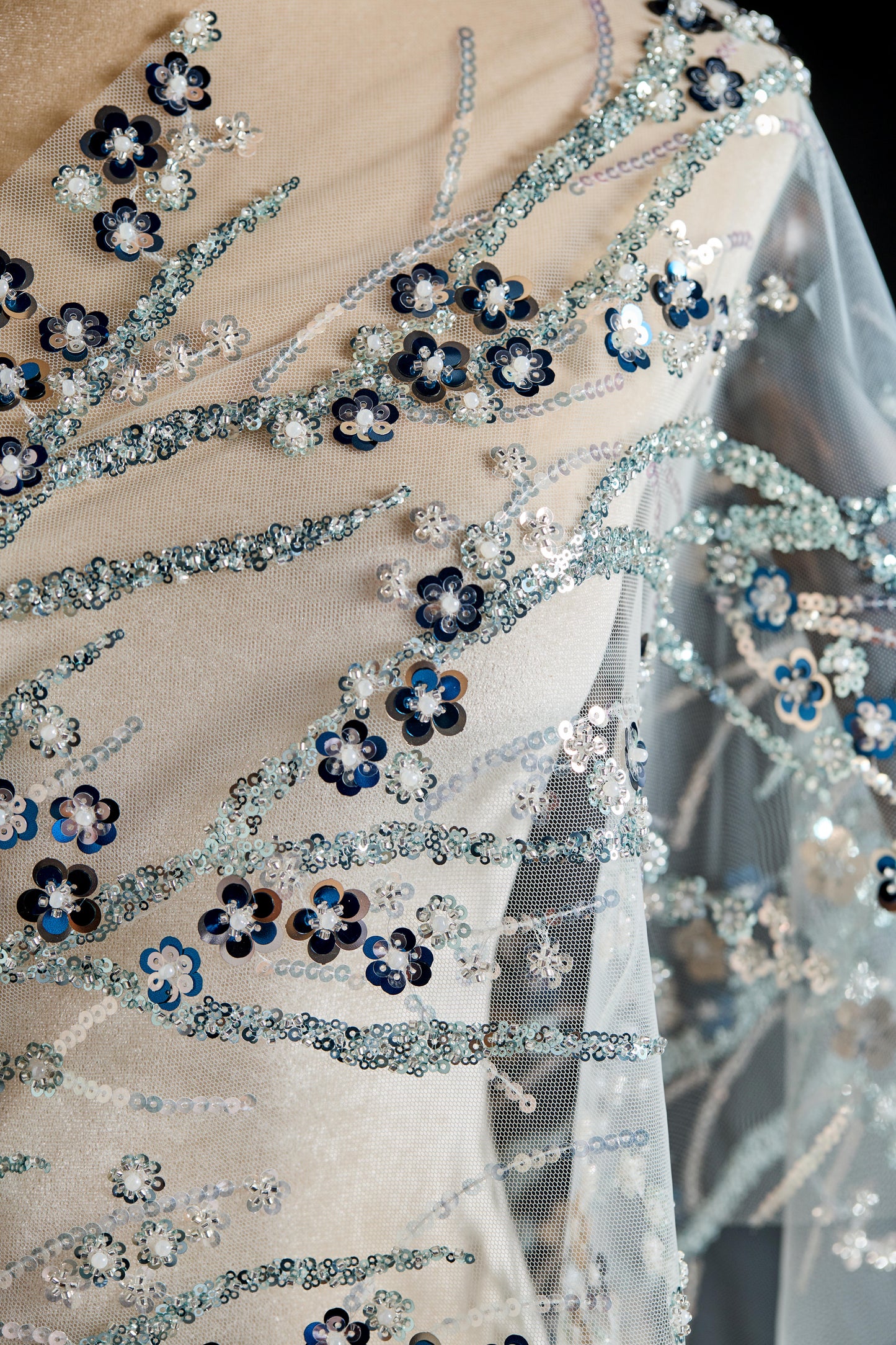FT25-233T-Colorful embroidered fabric