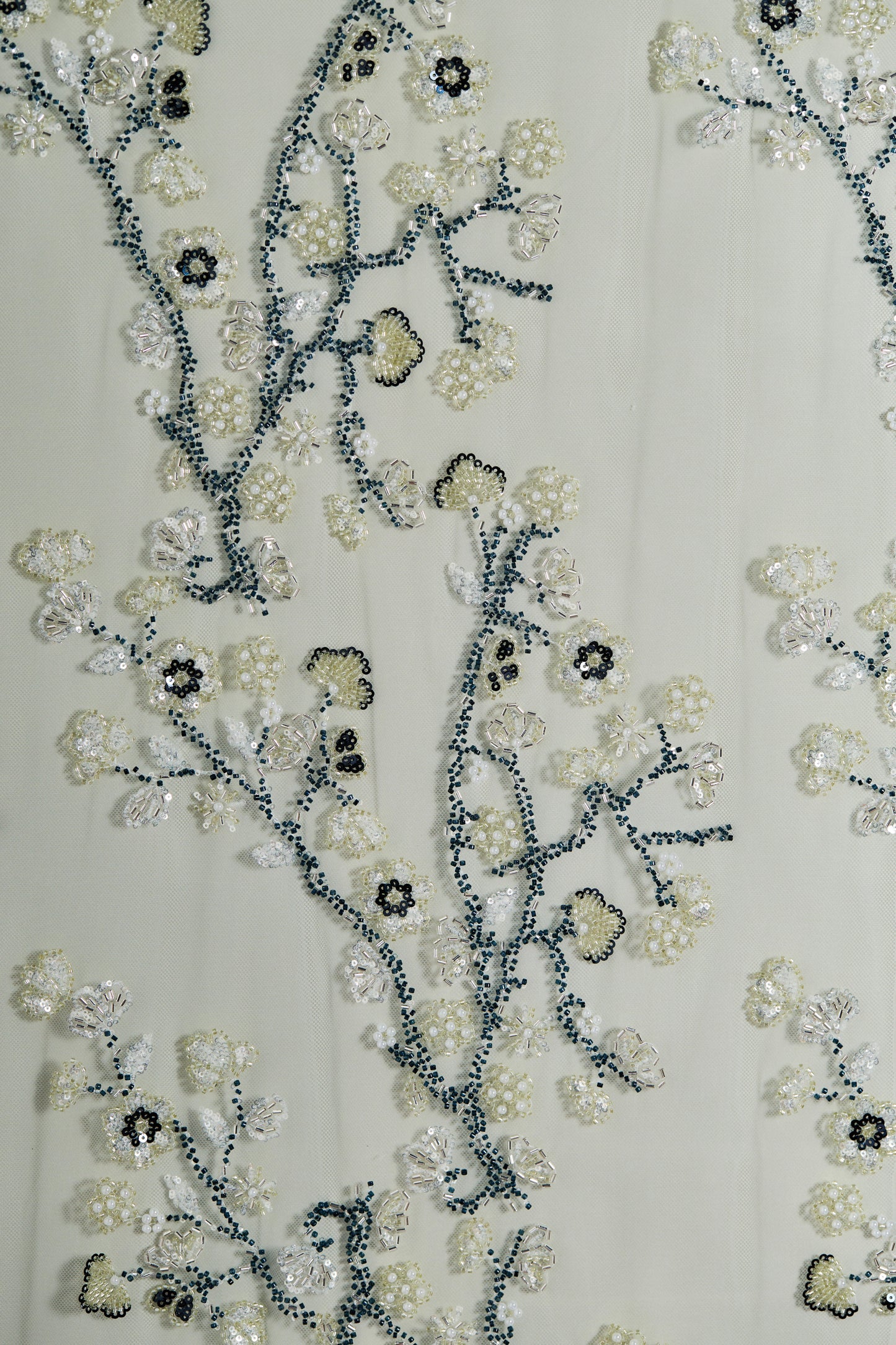 FT25-290T-green embroidered fabric