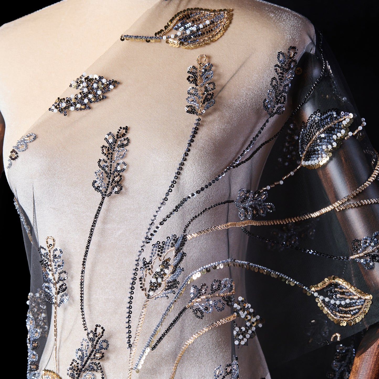 FT25-174T-Black and gold beaded decoration Embroidery fabric