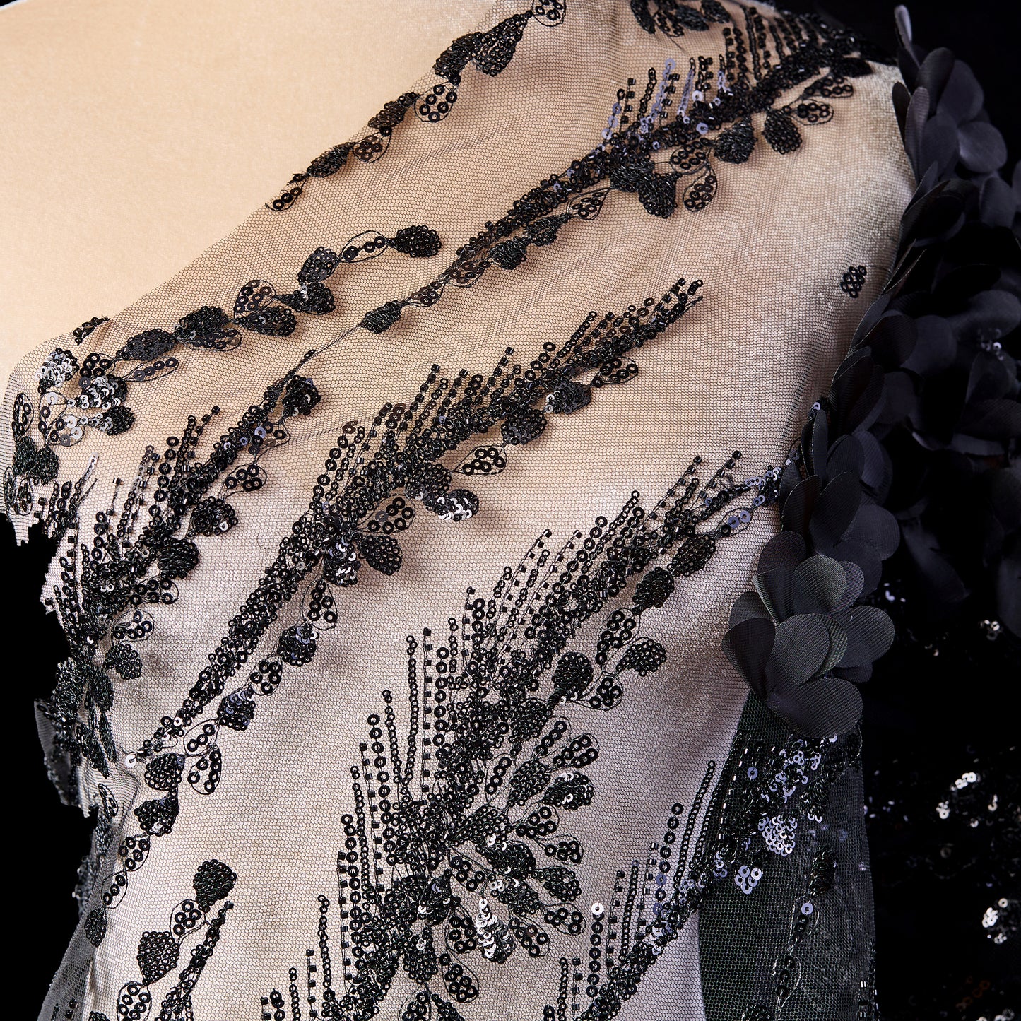 FT25-127D-Multicolor embroidered fabric